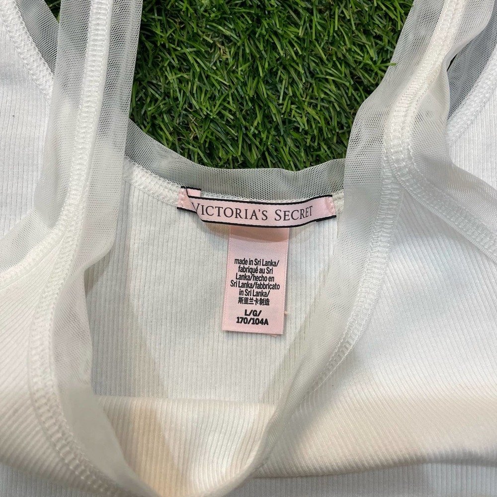 Victoria's Secret White Tank Top - Picture 3 of 3